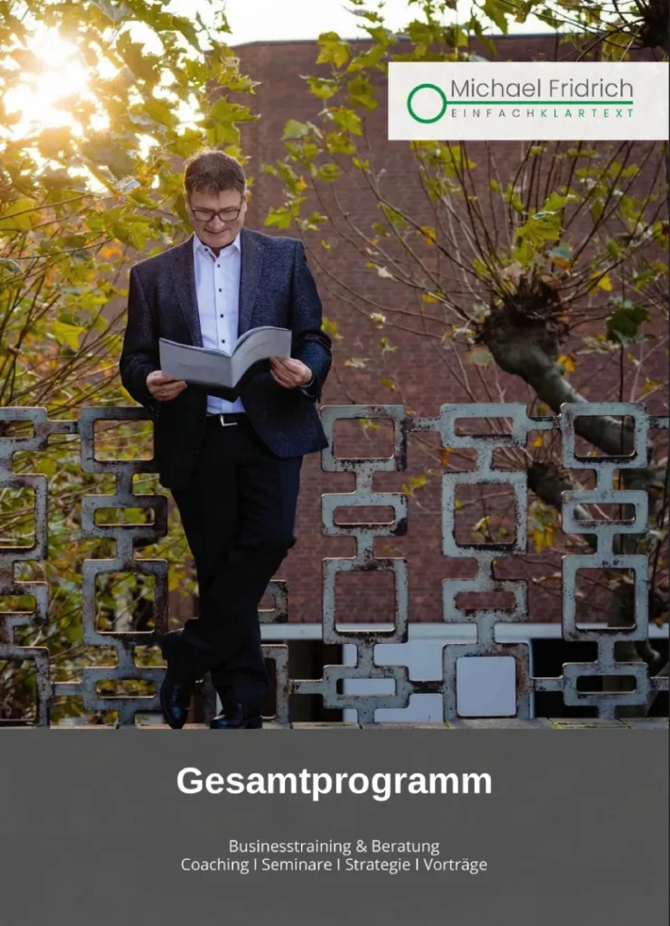 Broschüren-Cover des einfach-Klartext Gesamtprogramms 26/27